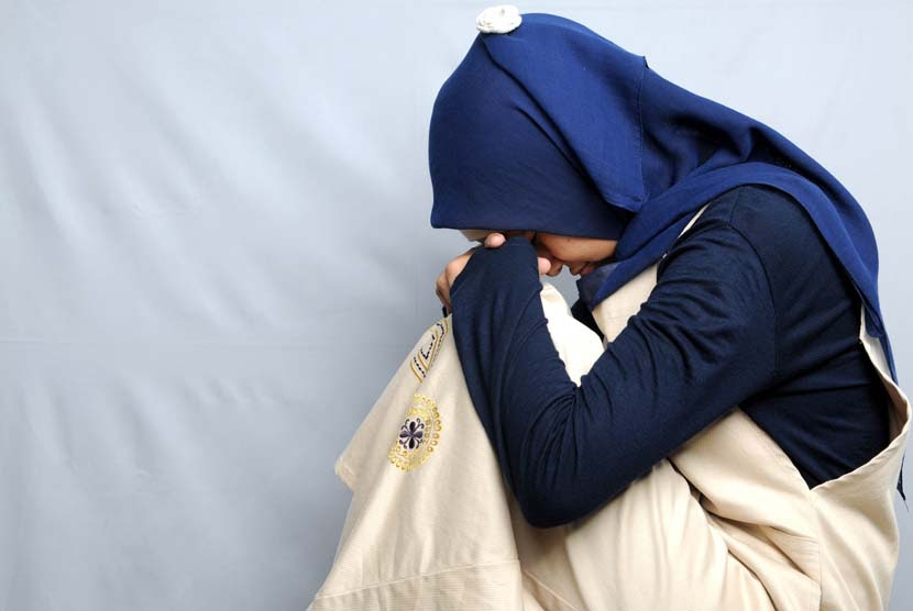 Konsep 50 Foto Wanita  Hijab Lagi Sedih  Foto Wanita 