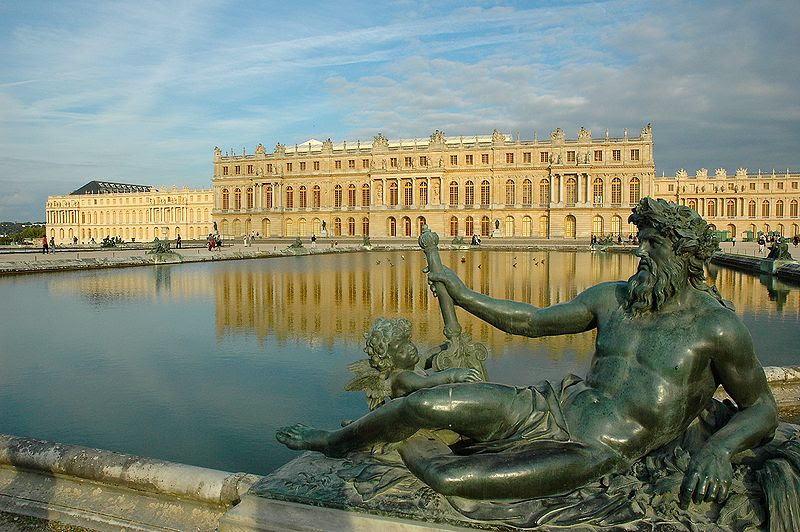 File:Versailles chateau.jpg