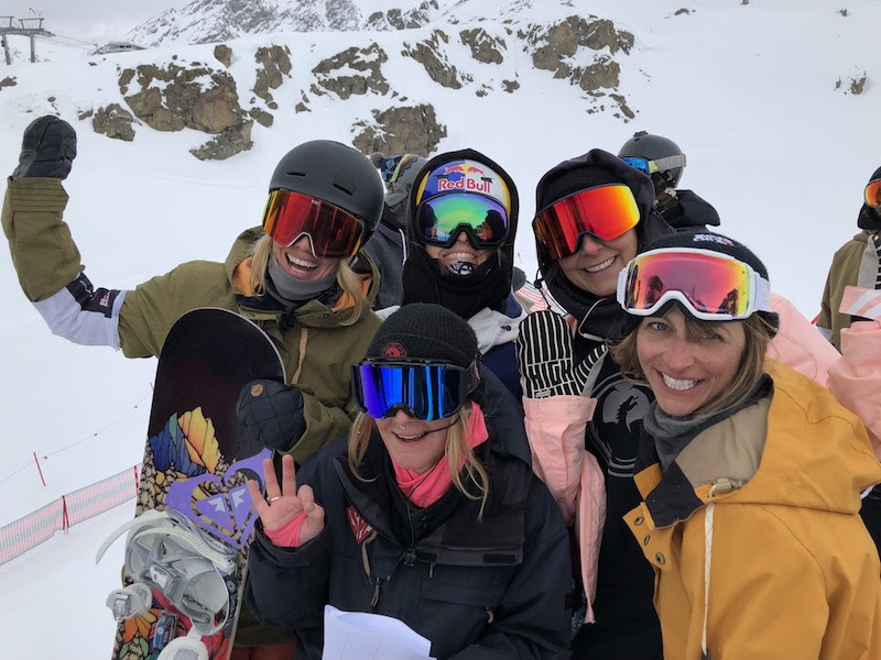 Sarka pancochova czech republic hometown: 12 Basa Stevulova Sarka Pancochova Martina Zollner Snowboarder Mbm An Team Ger Starter Girls Maja And Sabrina Boardsport Source