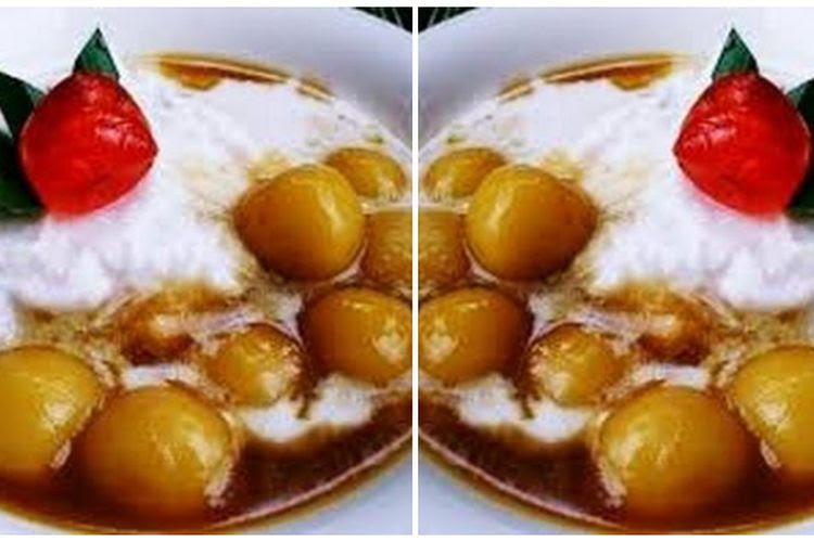 Setelah membuat adonan sumsum, sekarang kita akan membuat kuah gula merahnya. Yuk Bikin Bubur Sumsum Biji Salak Kudapan Manis Teman Santai Keluarga