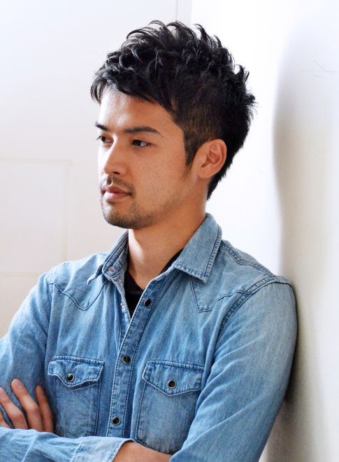 くせ毛 男 髪型 ショート Khabarplanet Com