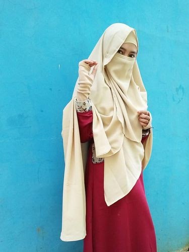 Gambar Kartun Muslimah Bercadar Ungu - Gallery Islami Terbaru