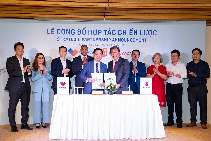 fintech-hang-dau-vnpay-cong-bo-hop-tac-voi-chuoi-sieu-thi-saigon-coop-trien-khai-giai-phap-thanh-toan-so-1670228154.jpg