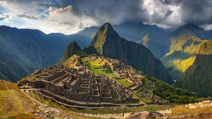 Pérou : face à l'érosion, l'accès à certaines parties du Machu Picchu fermées au tourisme temporairement