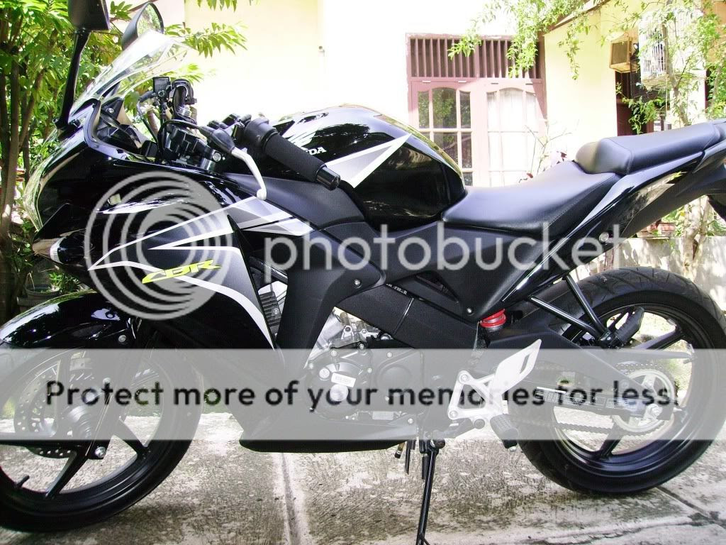  JUAL  Jual  Honda CBR  150R Buildup Thailand Original Km 