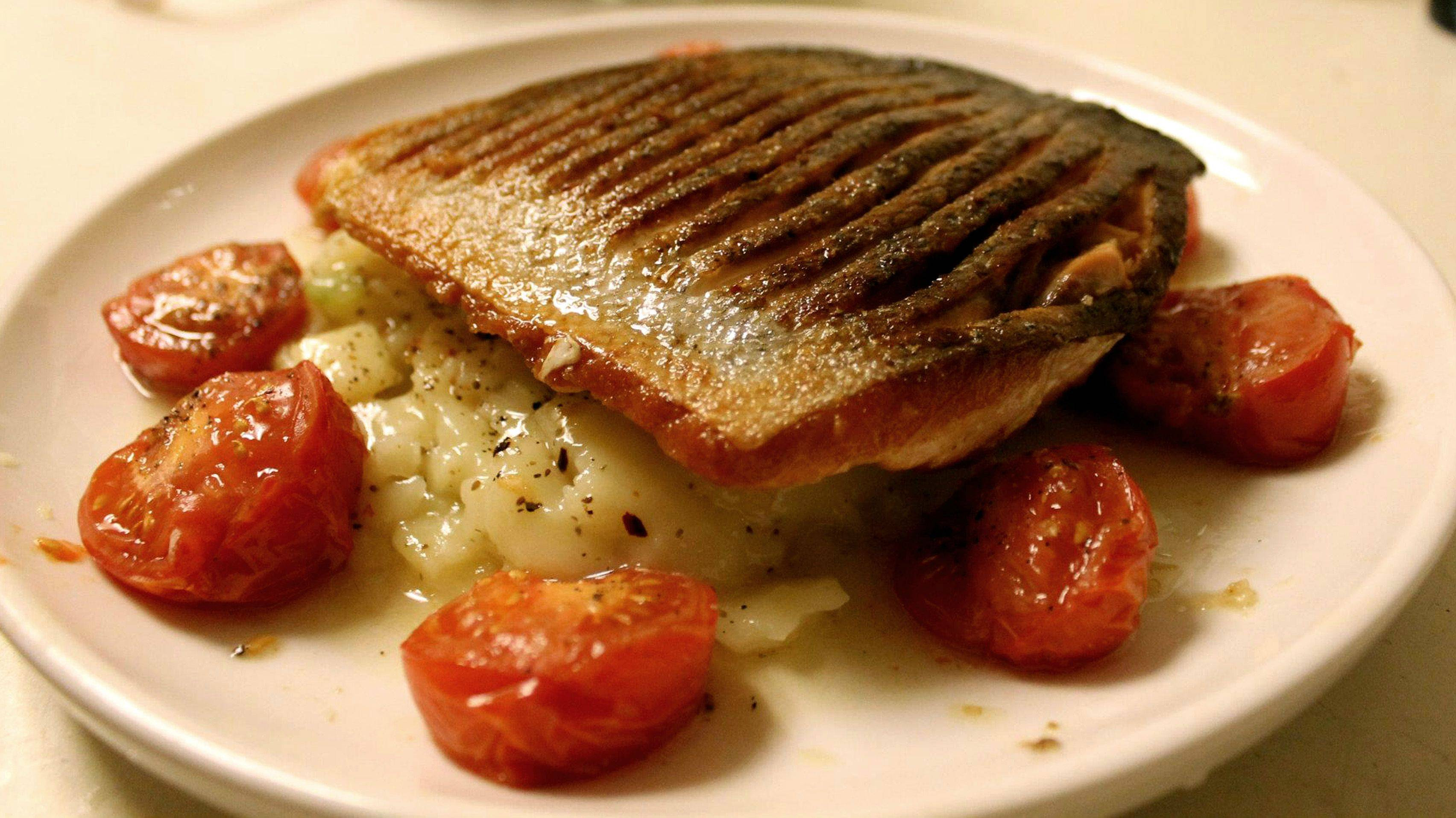 Get my recipes here www.gordonramsay.com/links. Tried Out Gordon Ramsay S Crispy Salmon Recipe X Post From R Food Foodporn