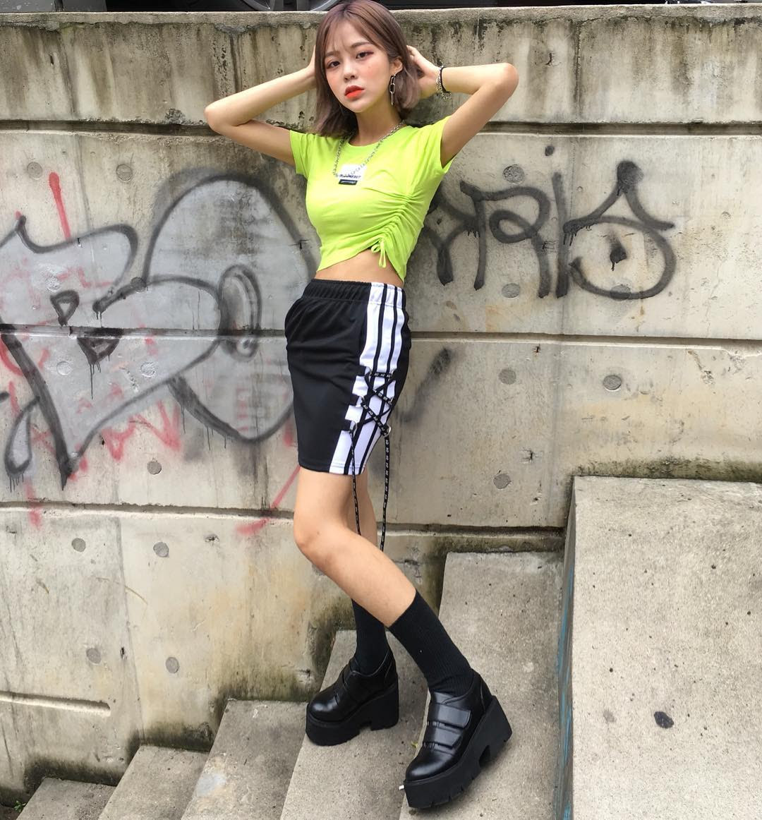 ぜいたくストリート ファッション 韓国 ファッショントレンドについて