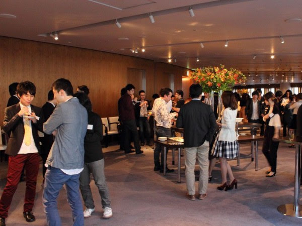 埋め込む ボーダー 罰 会社 立食 パーティー 服装 Lifestep Jp