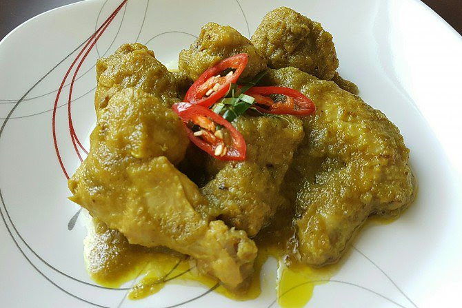 Gambar Ayam Ungkep Bumbu Kuning - Gambar dan Foto Keren