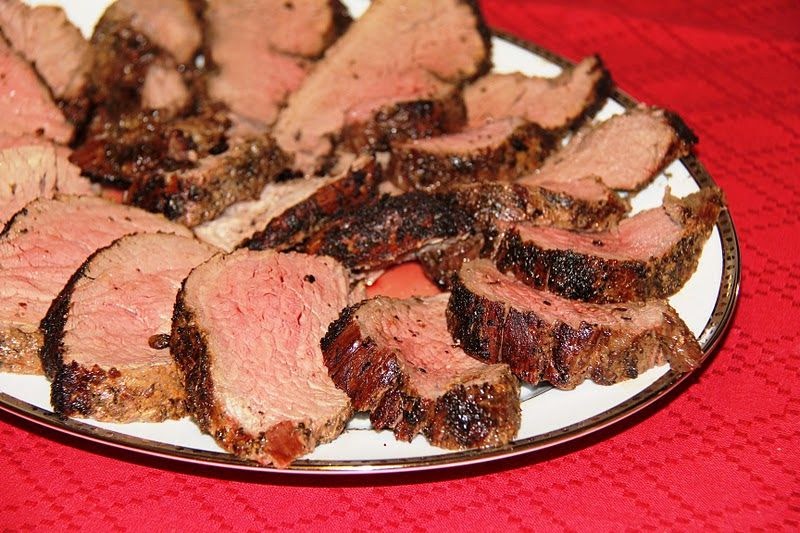 Christmas Dinner Menu With Beef Tenderloin : Traditional Christmas Dinner Menus & Recipes ...