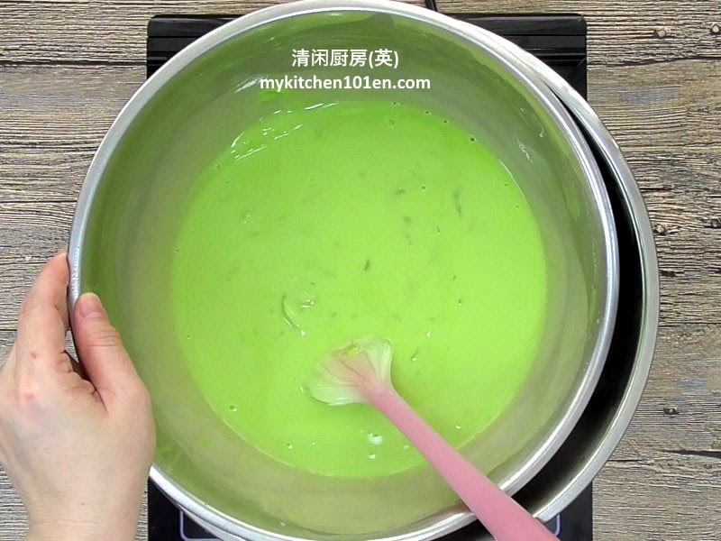Resep kue talam pandan lapis pandan: Kuih Talam Pandan Pandan Tray Cake Mykitchen101en Com