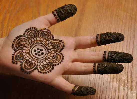 Easy Mehndi Design Of Front Hand Henna For Wedding