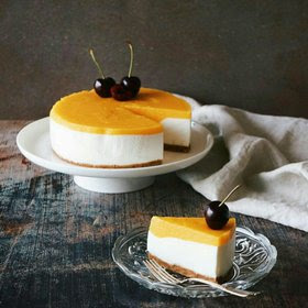 
  Tarta de yogur y mango
