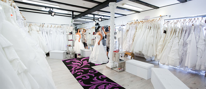 Wir haben alle hochzeitshäuser in berlin unter die lupe genommen. Brautkleider Abendgarderobe Und Anzuge Sybilles Brautmoden In Bad Salzungen