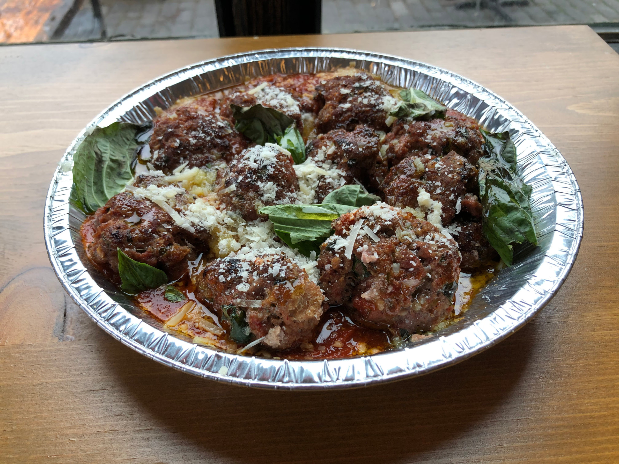 Meatballs & House Crushed Tomato Sauce (FROZEN) *