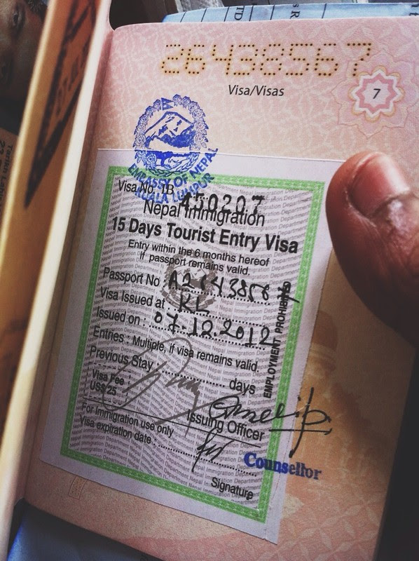 DEPARTURES BY UDEYISMAIL: Peralatan persediaan ke langtang 
