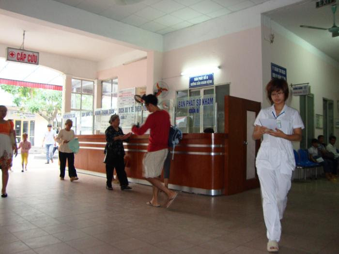 Bệnh nhân là bảo vệ tại bệnh viện đa khoa đức giang, trong khoảng 3 tháng nay làm việc và ở tại bệnh viện không về nhà. Bá»‡nh Viá»‡n Ä'a Khoa Ä'á»©c Giang