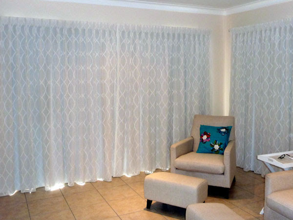 Curtains and blinds are one of those parts of your home that need to do a lot of different things at once. Gallery Of Completed Projects Lindys Curtains And Blinds