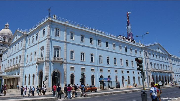 Edifício estação de Santa Apolónia