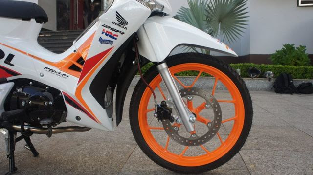 Ada banyak jenis model modifikasi yang diterapkan pada supra x 125, seperti modifikasi sederhana, cat airbrush, road race, touring. Simpel Honda Supra X Pakai Kelir Putih Dan Livery Repsol Langsung Jadi Kece Semua Halaman Motorplus Online Com
